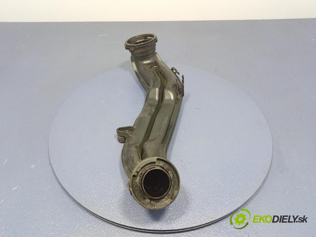 Vw Golf 2019 rúrka Vzduch: 05E145674E