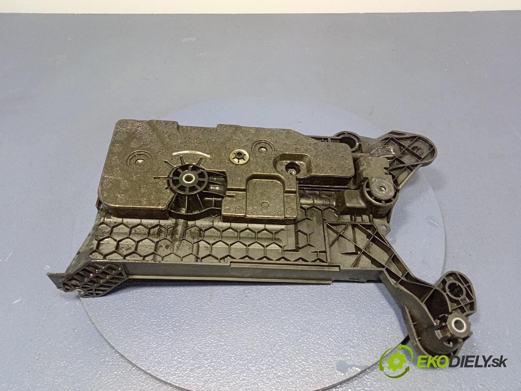 Vw Golf 2019 Základ: batéria 5Q0915331K