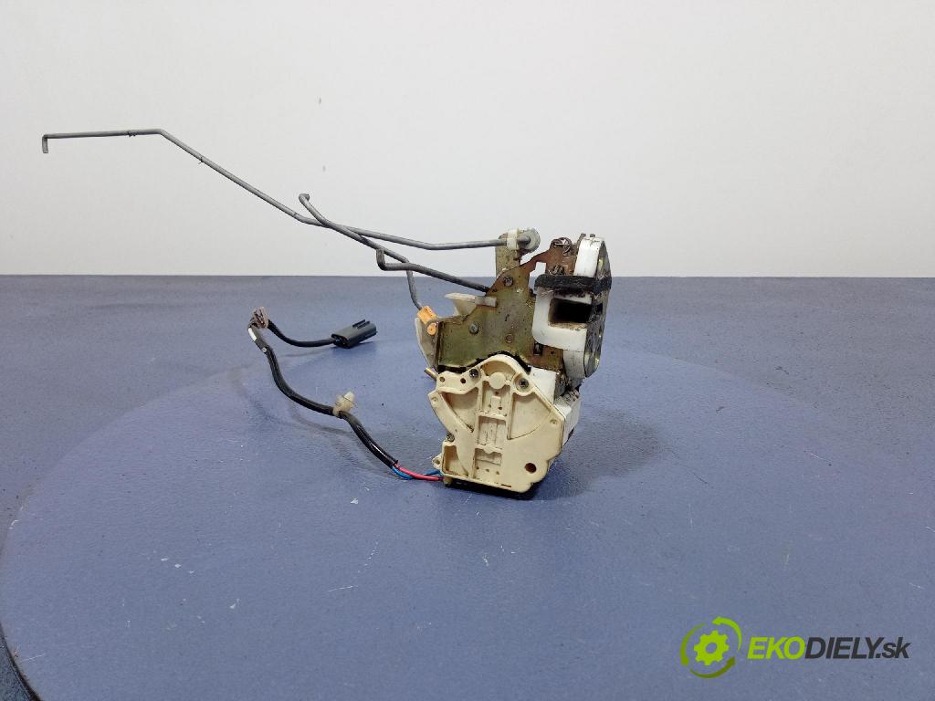 Mazda Mx-5 1999 zámok dvere Predné v pravo: