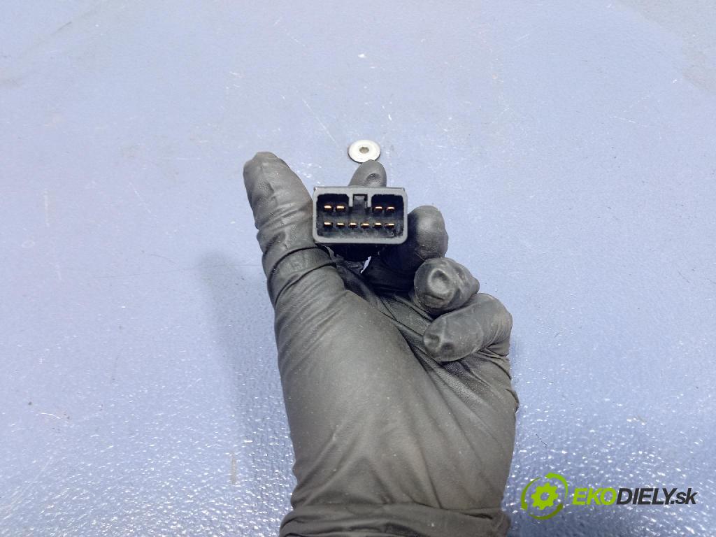 Mazda Mx-5 1999 Přepínač Světel: Nouzový