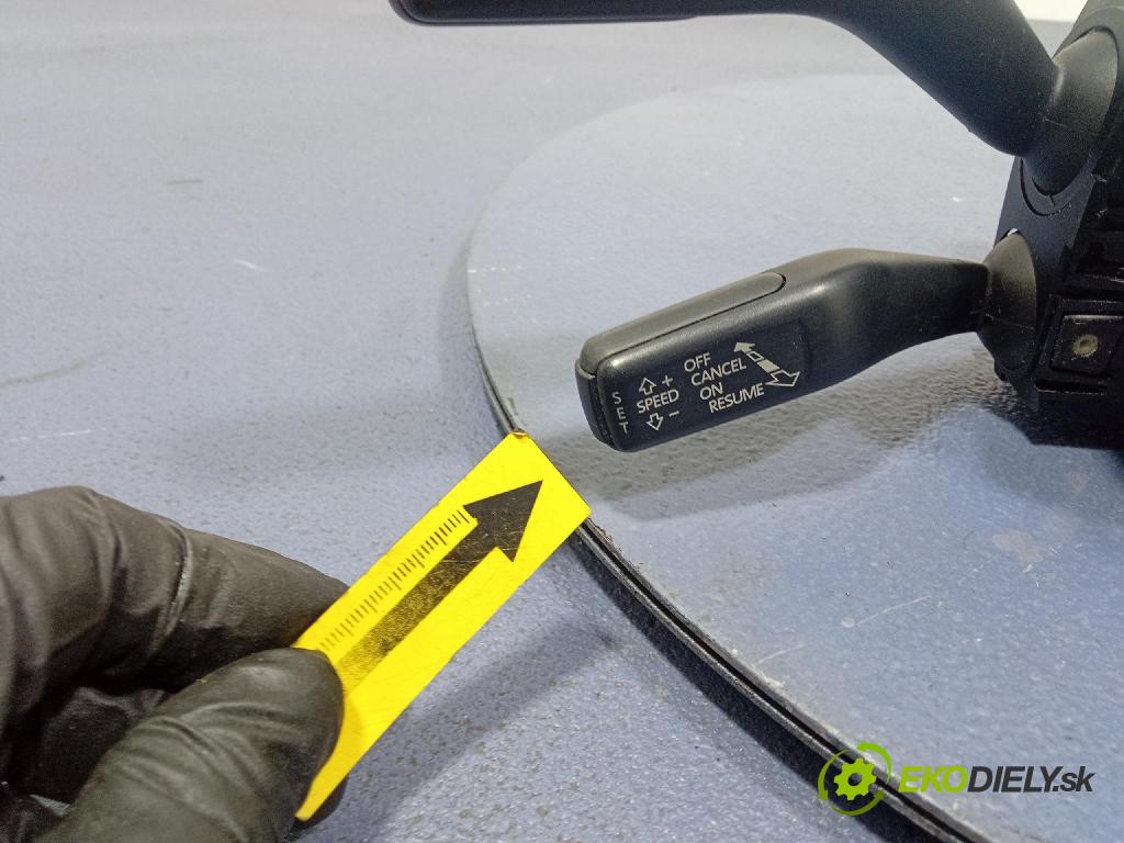 Vw Passat 2008 prepínač Komplex: 3C9953507BE