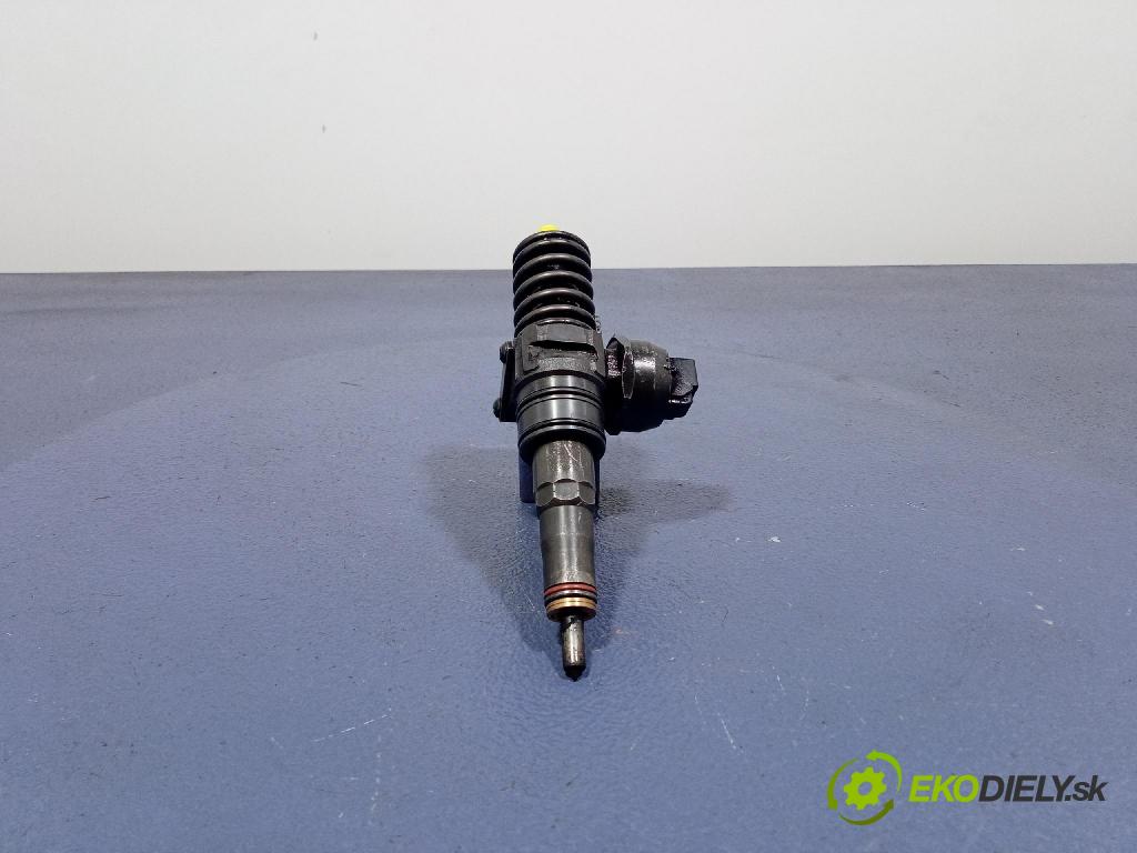 Vw Passat 2008 vstrek 038130073BQ