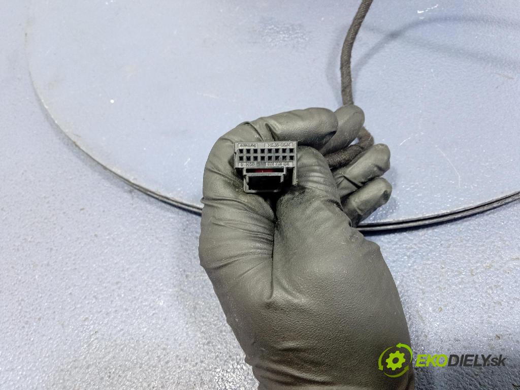 Vw Passat 2008 zrkadlo pravé