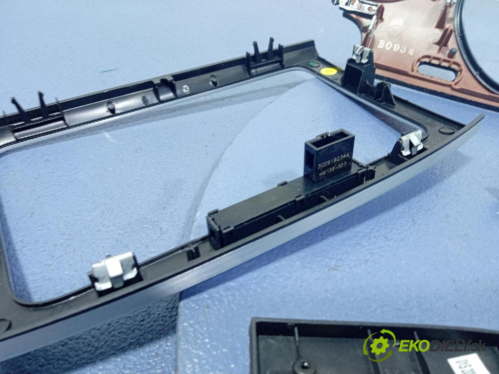 Vw Passat 2008 lišta Dekoratívne: Vnútri: 3C1858335AQ