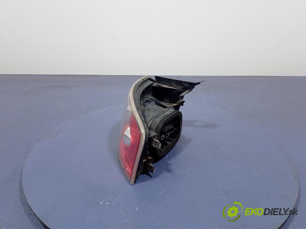 Seat Ibiza 2003 svetlo / reflektor zad Prava: Vonkajsia: 6L6945096A