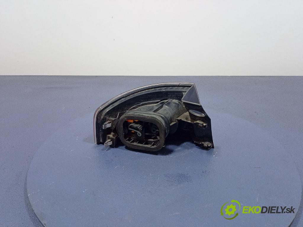 Seat Ibiza 2003 svetlo / reflektor zad Prava: Vonkajsia: 6L6945096A