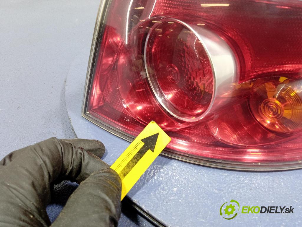 Seat Ibiza 2003 svetlo / reflektor zad Prava: Vonkajsia: 6L6945096A