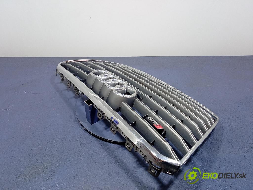 Audi S8 0 miežka / Gril: 4H0853651AG