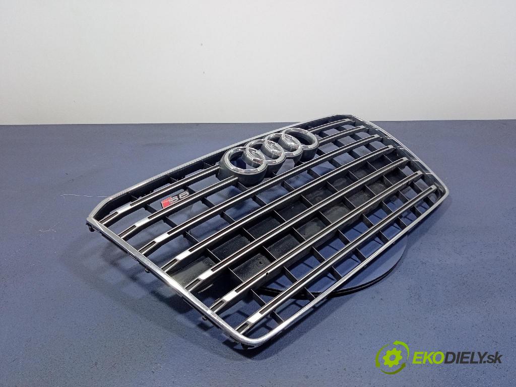 Audi S8 0 miežka / Gril: 4H0853651AG