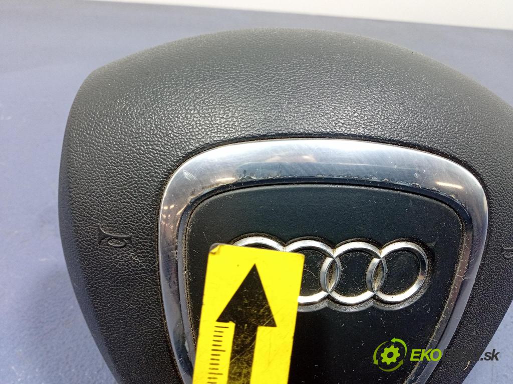 Audi A4 2007 Airbag: Řidiči: x 8E0880201DE
