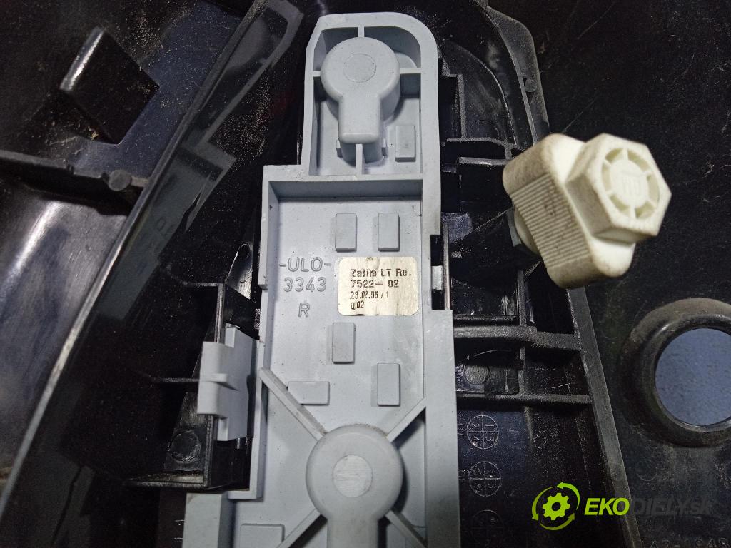 Opel Zafira 2006 svetlo / reflektor zad Prava: Vonkajsia: 442-1948R