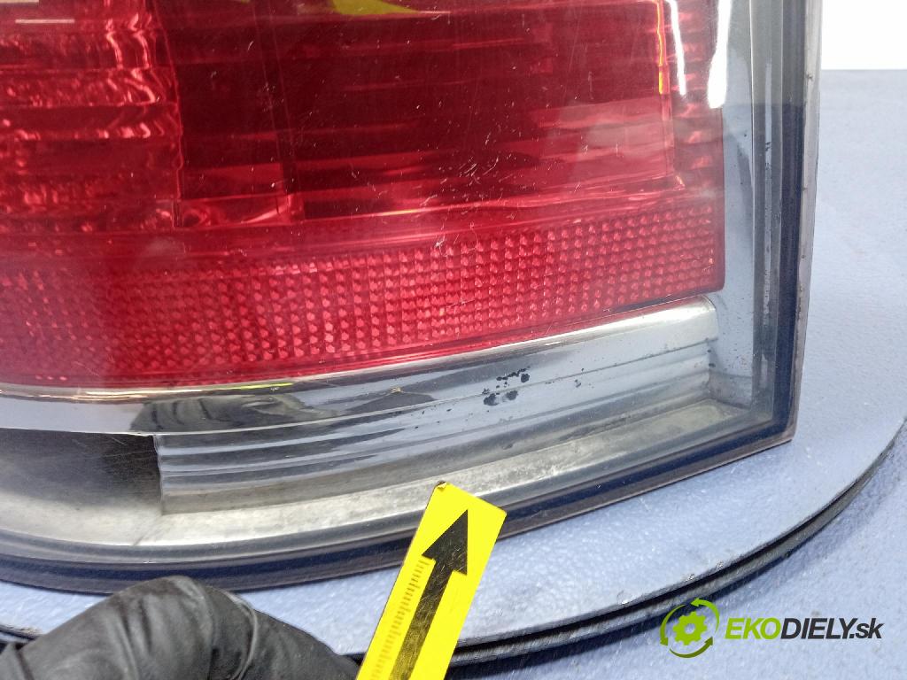 Opel Zafira 2006 svetlo / reflektor zad Prava: Vonkajsia: 442-1948R