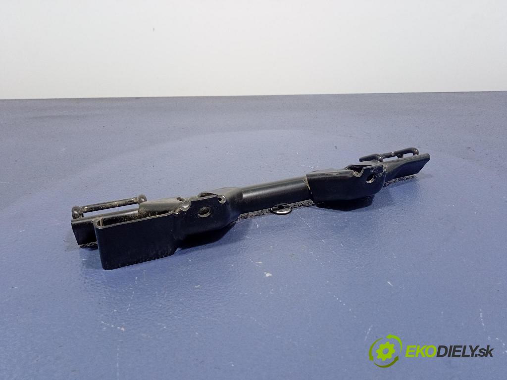 Audi A4 2007 Sedačka zadný 8E0813546A
