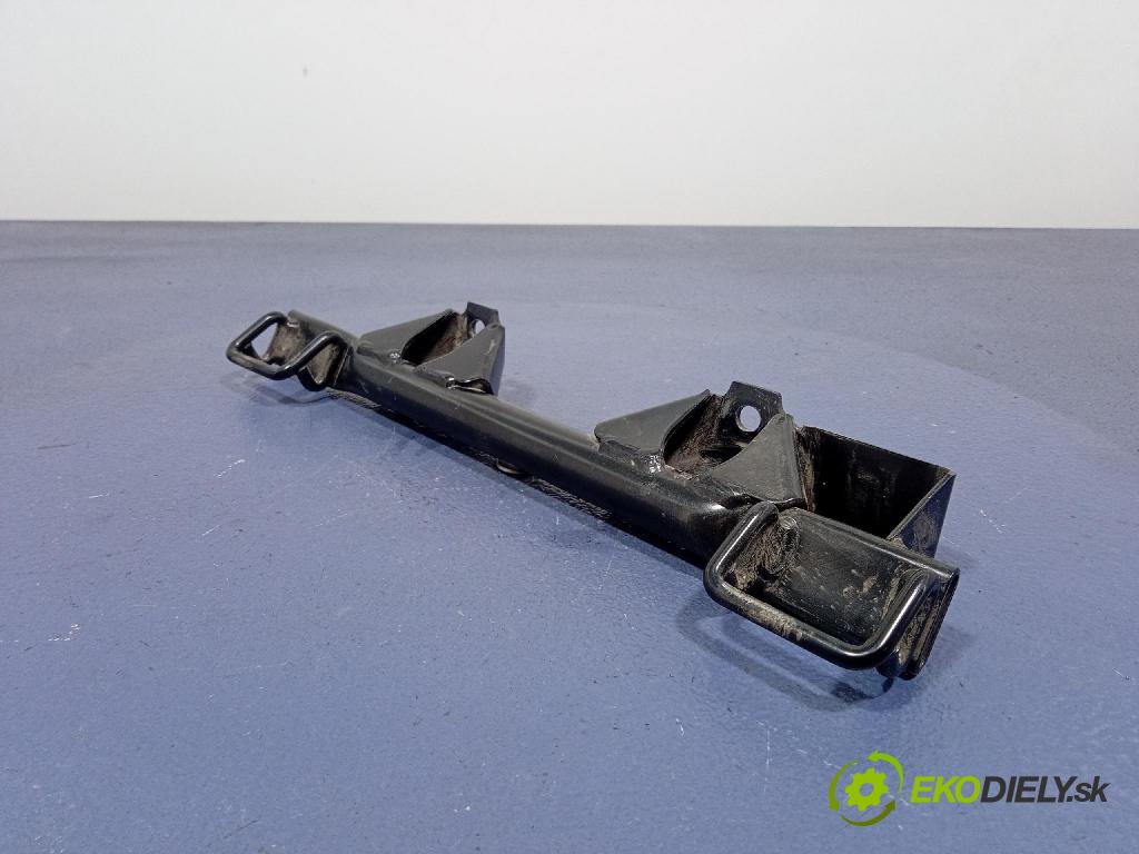 Audi A4 2007 Sedačka zadný 8E0813546A