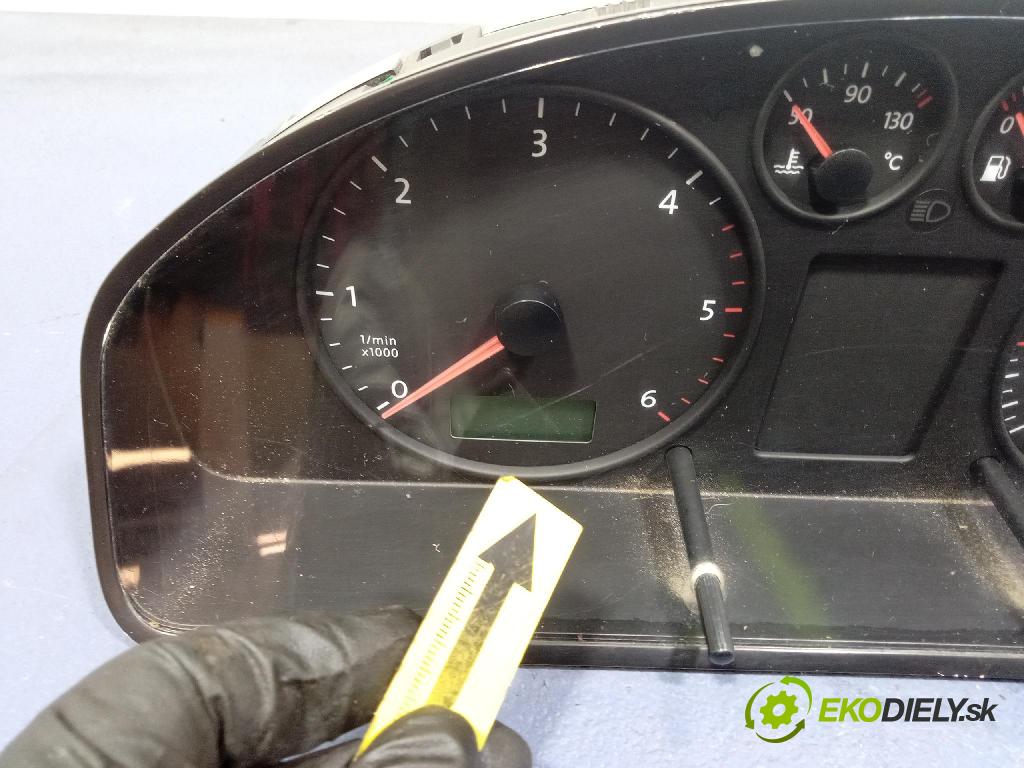 Vw Transporter 2005 prístrojovka/ budíky 88311346