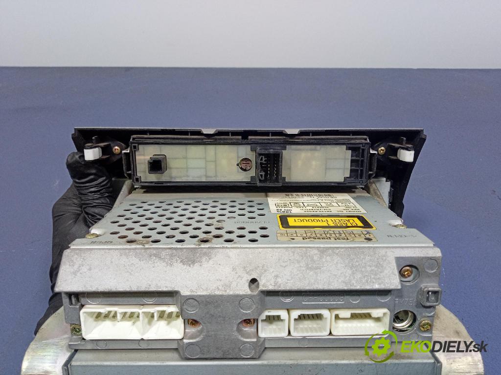Toyota Corolla verso 2004 Radio I Navigácia: 86120-0F010
