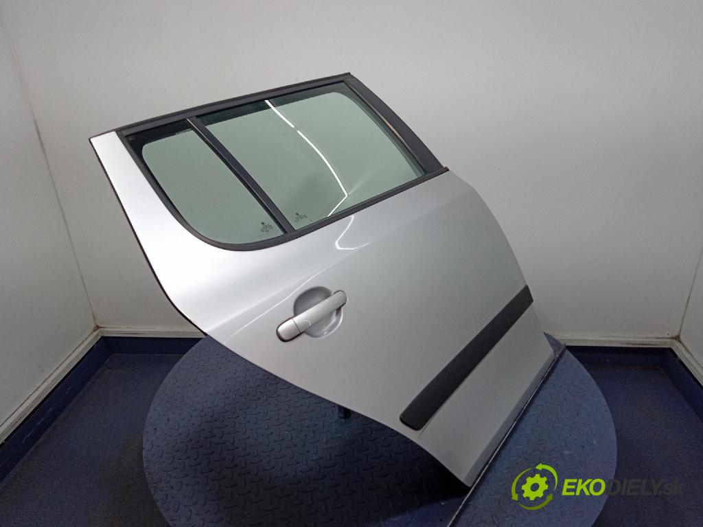 Skoda Fabia 2008 dvere zad pravé