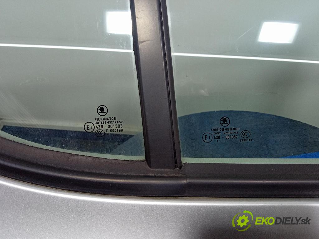 Skoda Fabia 2008 dvere zad pravé