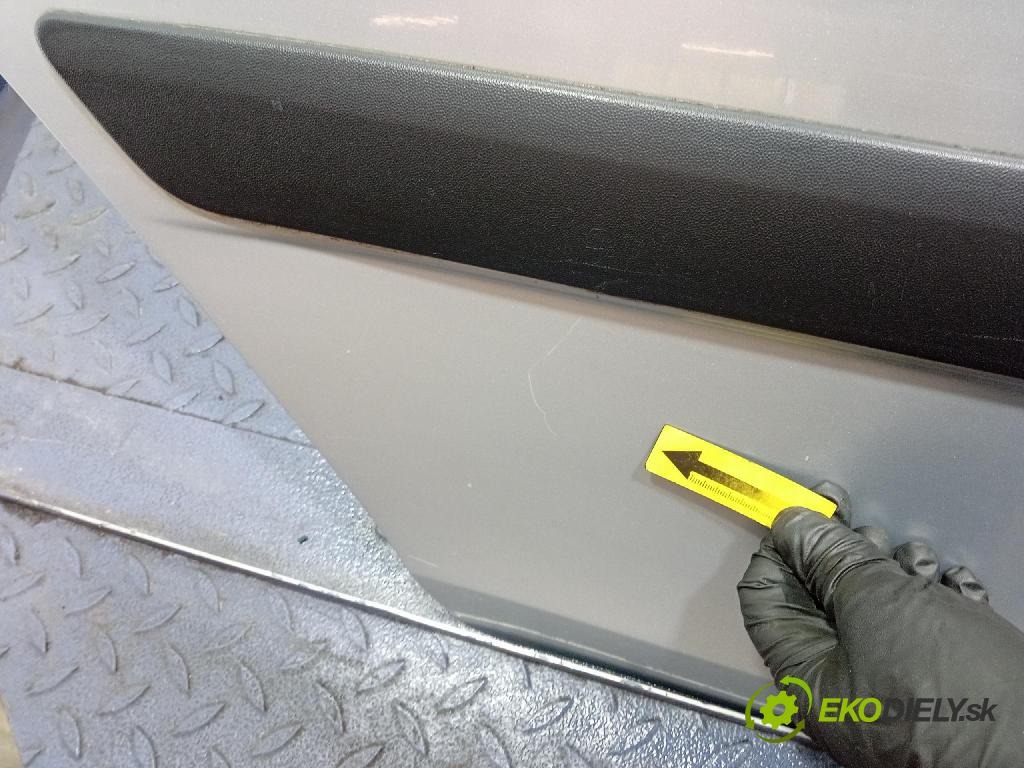 Skoda Fabia 2008 dvere zad pravé