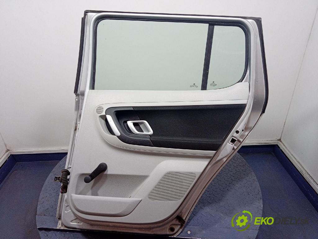 Skoda Fabia 2008 dvere zad pravé