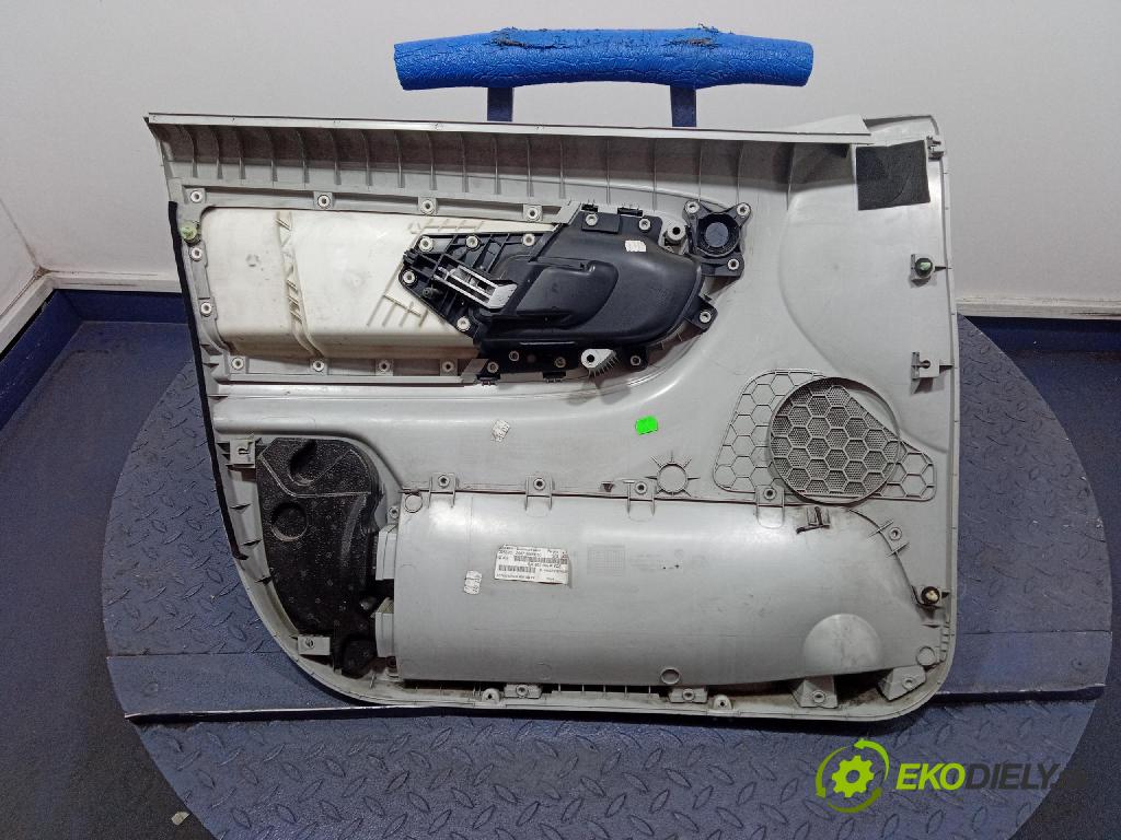 Skoda Fabia 2008 Čalounictví: dvere Predné Prava: 5J1867006R