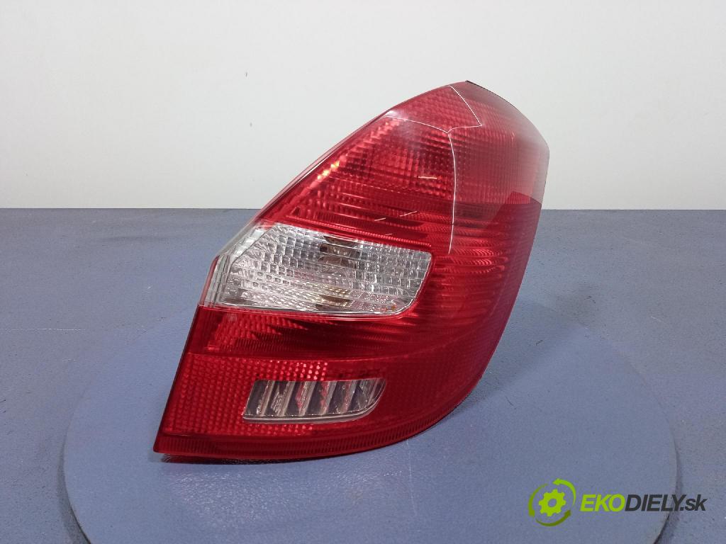Skoda Fabia 2008 svetlo / reflektor zad Prava: Vonkajsia: 5J6945096