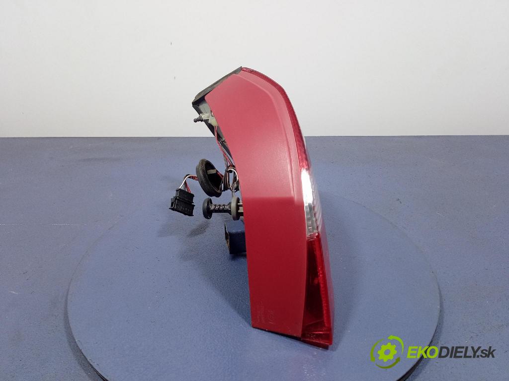 Skoda Fabia 2008 svetlo / reflektor zad Prava: Vonkajsia: 5J6945096