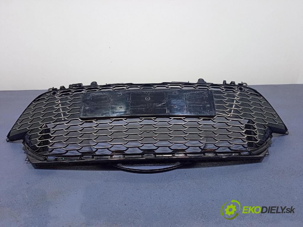 Toyota Corolla 0 miežka / Gril: 52114-YY010