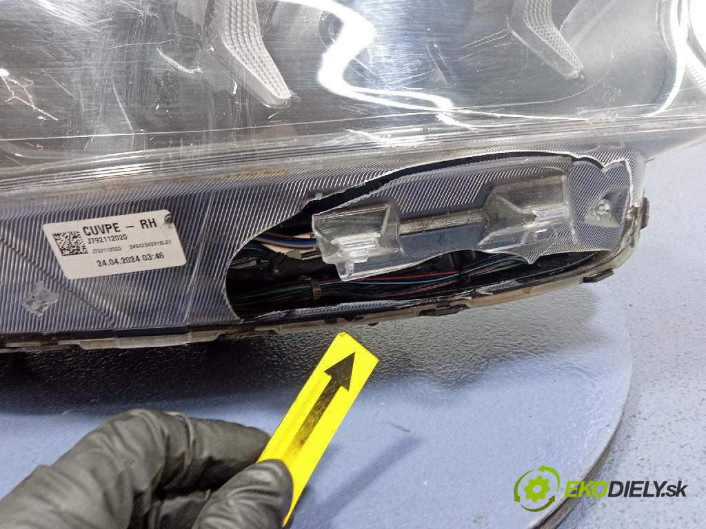 Kia Xceed 0 Reflektor: v pravo: 92102J7850