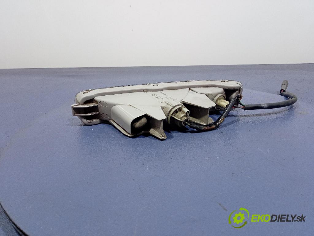 Mazda 323f 1997 Smer: Predné v pravo: 210-61708