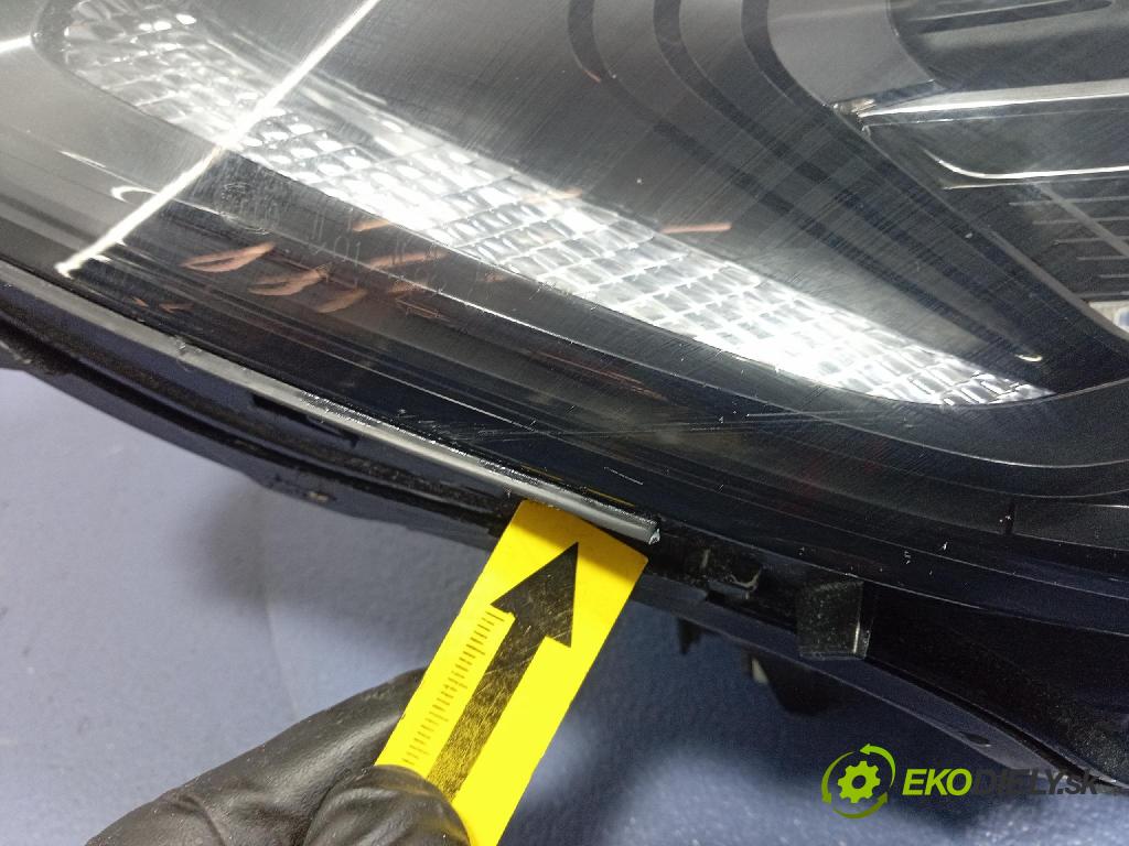 Bmw Seria 5 0 Reflektor: v pravo: 5A388C4