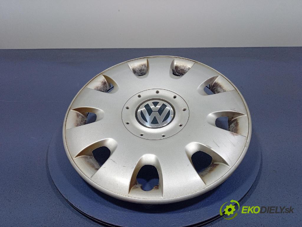 Vw Golf 2008 puklica kola: 1T0601147