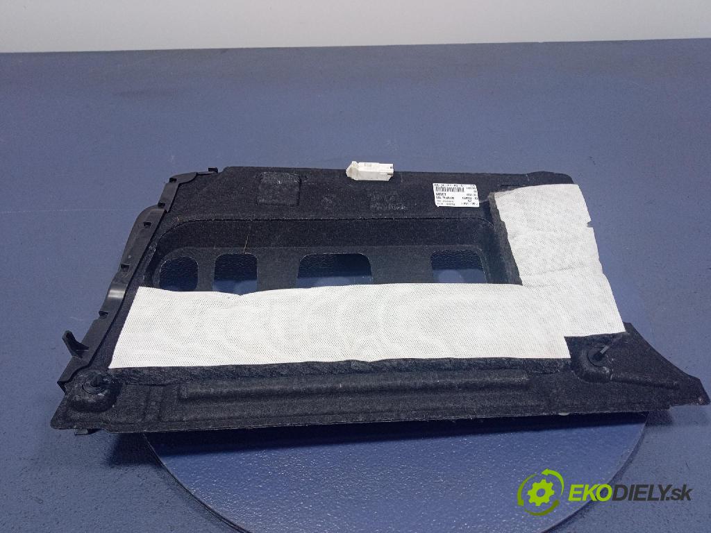 Bmw I5 m60 xdrive 2023 kryt Plast: Interiéry: 9870545
