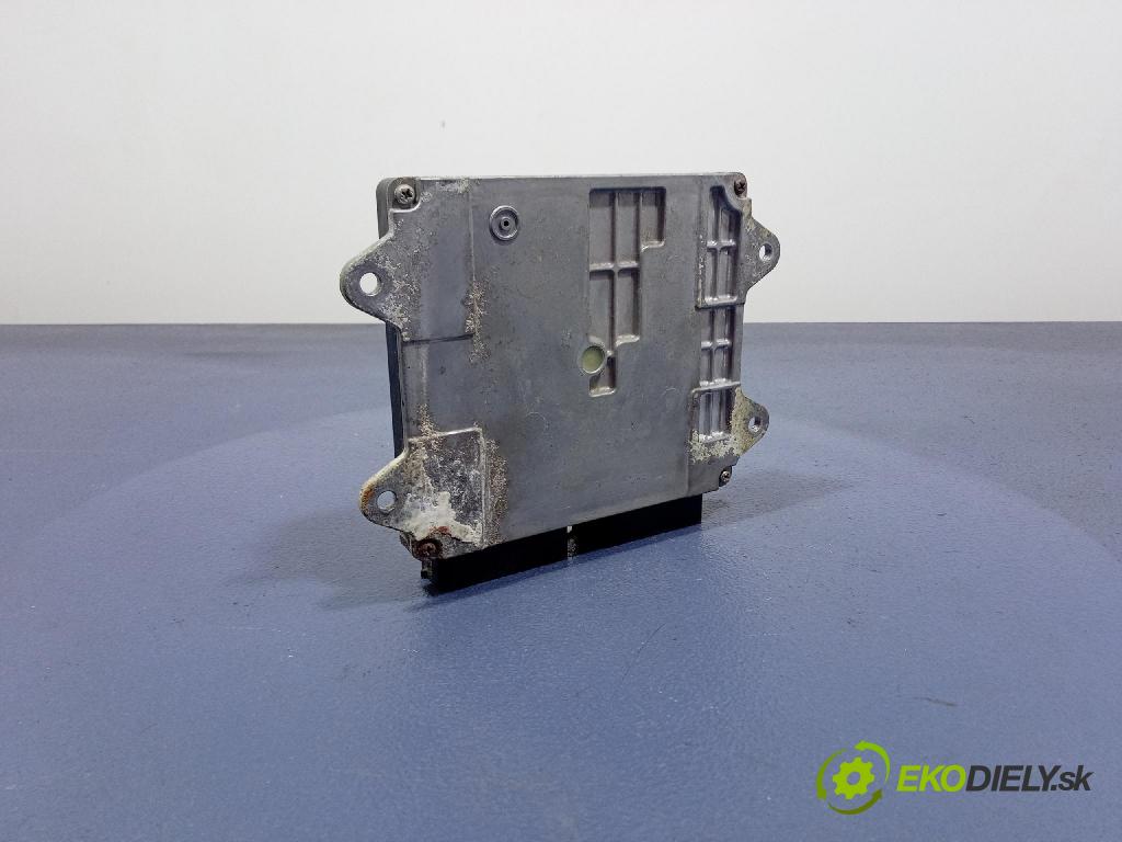 Mitsubishi Colt 2010 riadiaca jednotka Motor: 1860B156