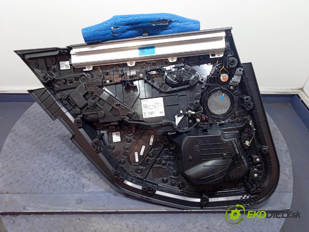 Bmw I5 m60 xdrive 2023 Čalounictví: dvere zad Prava: 5A16736