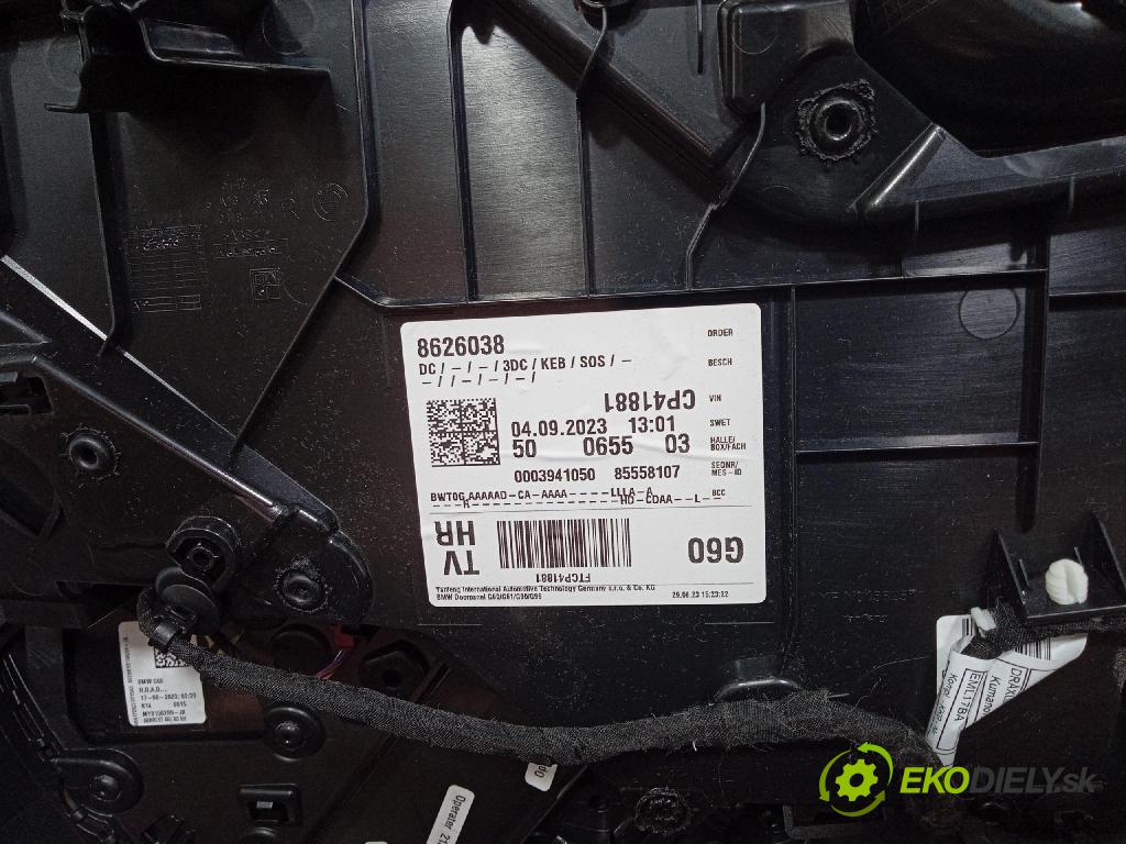 Bmw I5 m60 xdrive 2023 Čalounictví: dvere zad Prava: 5A16736