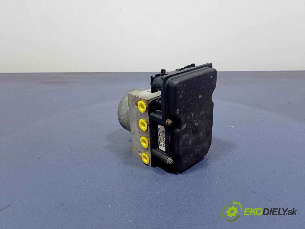 Mitsubishi Colt 2010 čerpadlo ABS x 4670A401
