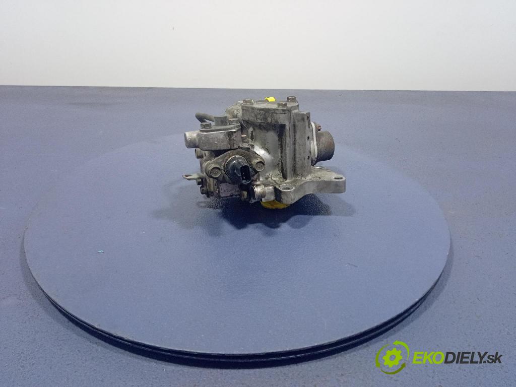 Mitsubishi Carisma 2000 čerpadlo Injekcia: MD351017