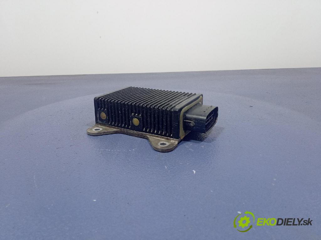 Mitsubishi Carisma 2000 riadiaca jednotka Motor: MD340897