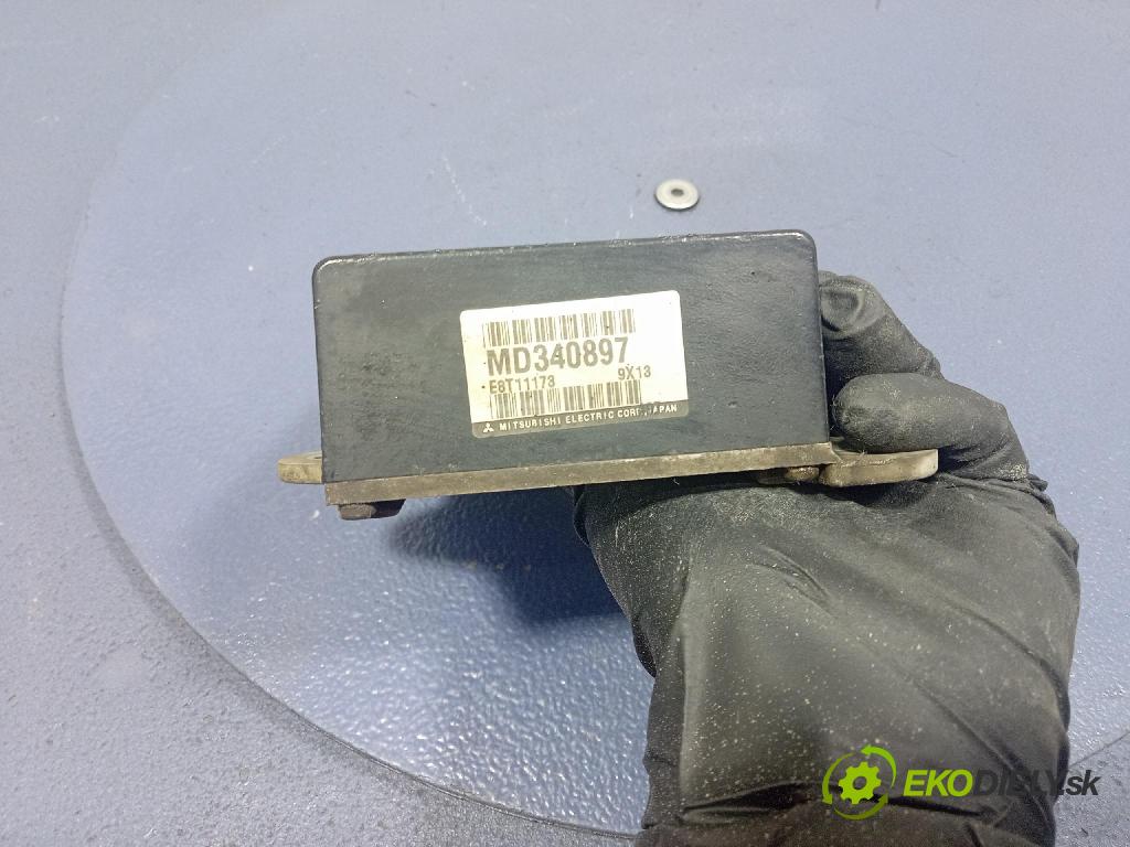 Mitsubishi Carisma 2000 riadiaca jednotka Motor: MD340897