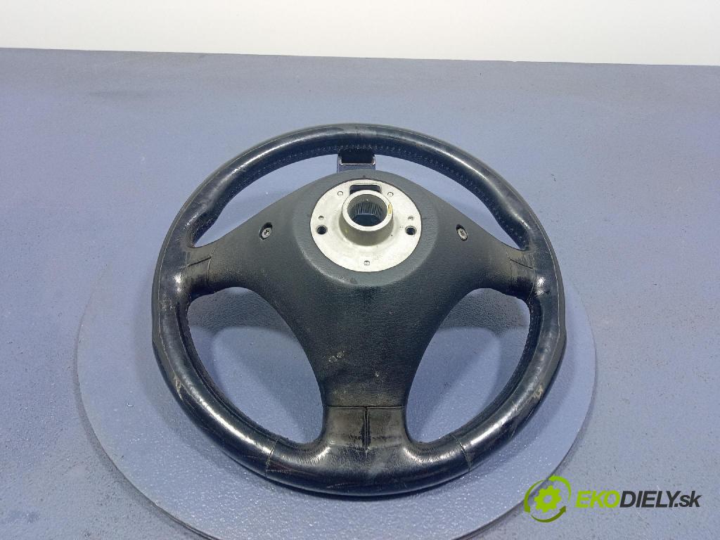 Audi A4 2001 volant 4B0419091