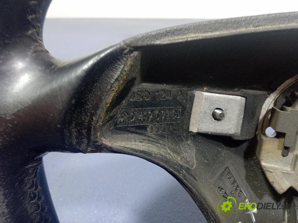Audi A4 2001 volant 4B0419091