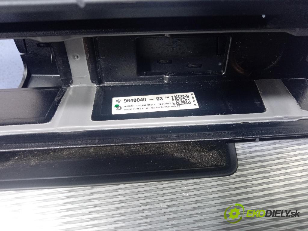 Bmw I5 m60 xdrive 2023 GRIDS: Prúd vzduchu: Vzduch: 9640040