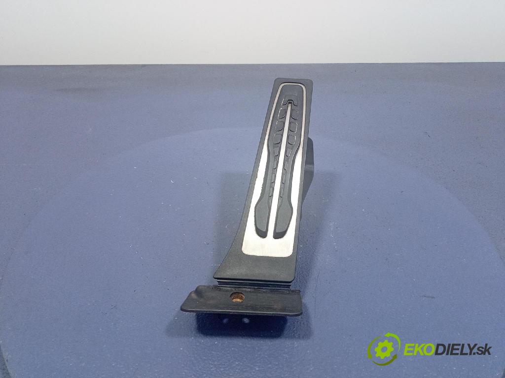 Bmw I5 m60 xdrive 2023 pedal Plyn: 6889825
