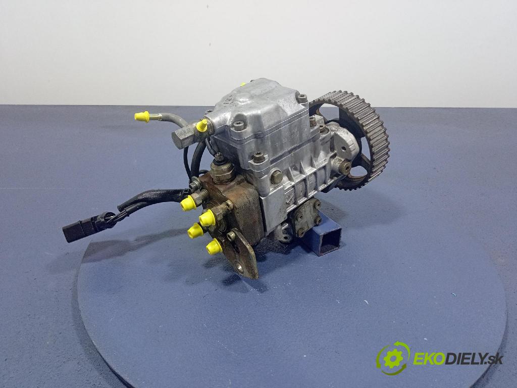 Audi A4 2001 čerpadlo Injekcia: 038130107J