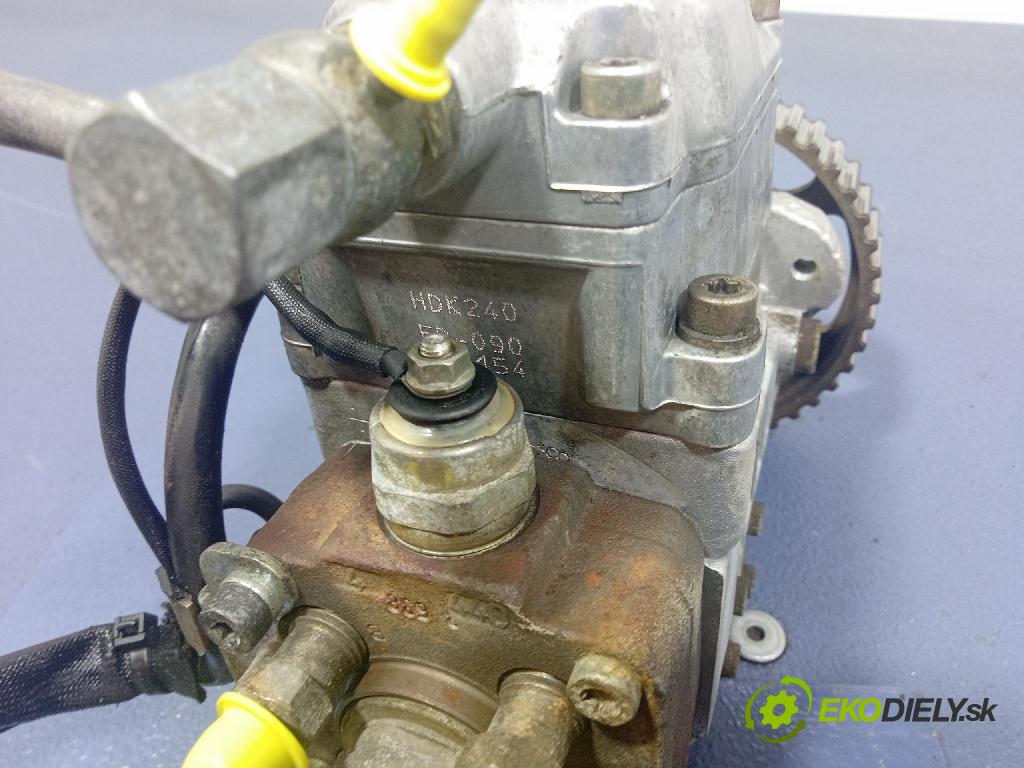 Audi A4 2001 čerpadlo Injekcia: 038130107J