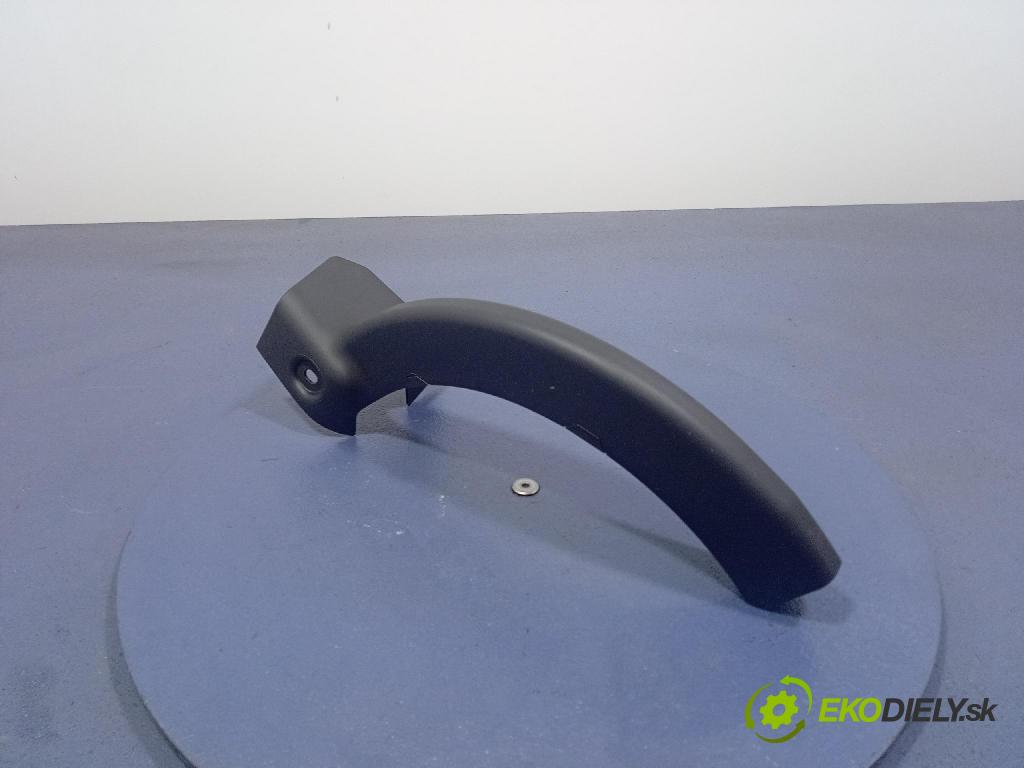 Bmw I5 m60 xdrive 2023 kryt Plast: Interiéry: 5A01513