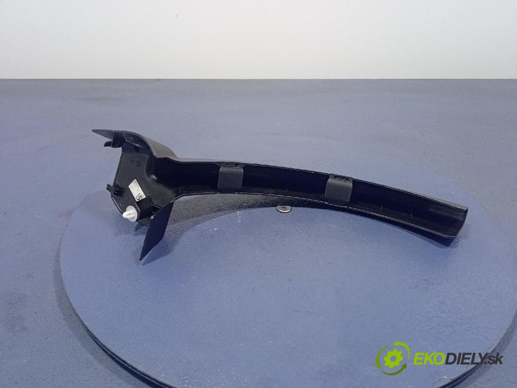Bmw I5 m60 xdrive 2023 kryt Plast: Interiéry: 5A01513