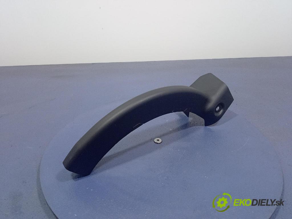 Bmw I5 m60 xdrive 2023 kryt Plast: Interiéry: 5A01514