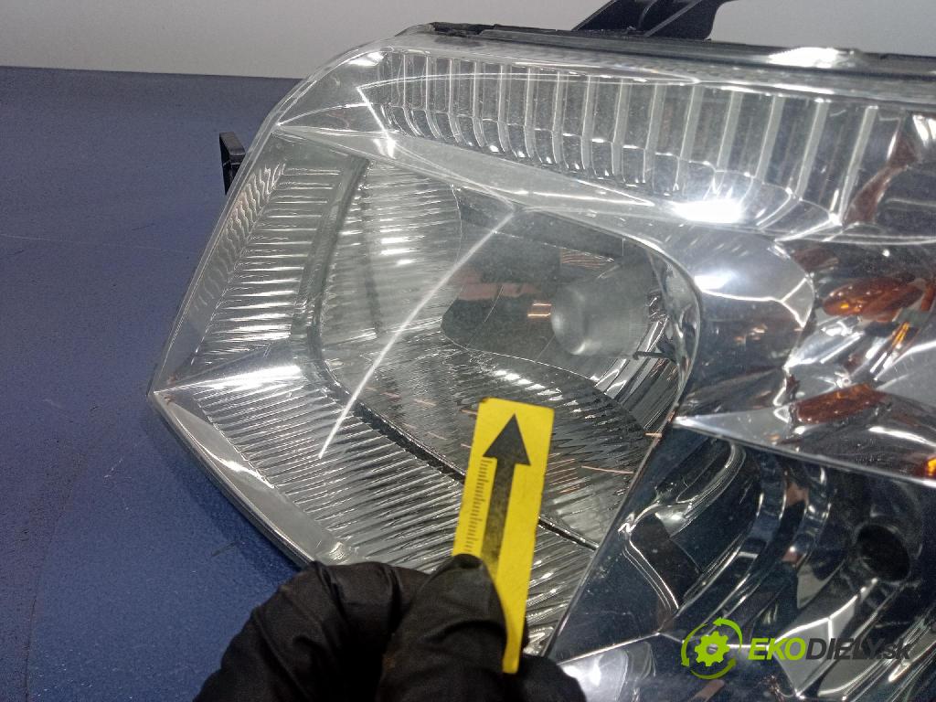 Fiat Panda 2004 Reflektor: Vľavo: 41690748SX